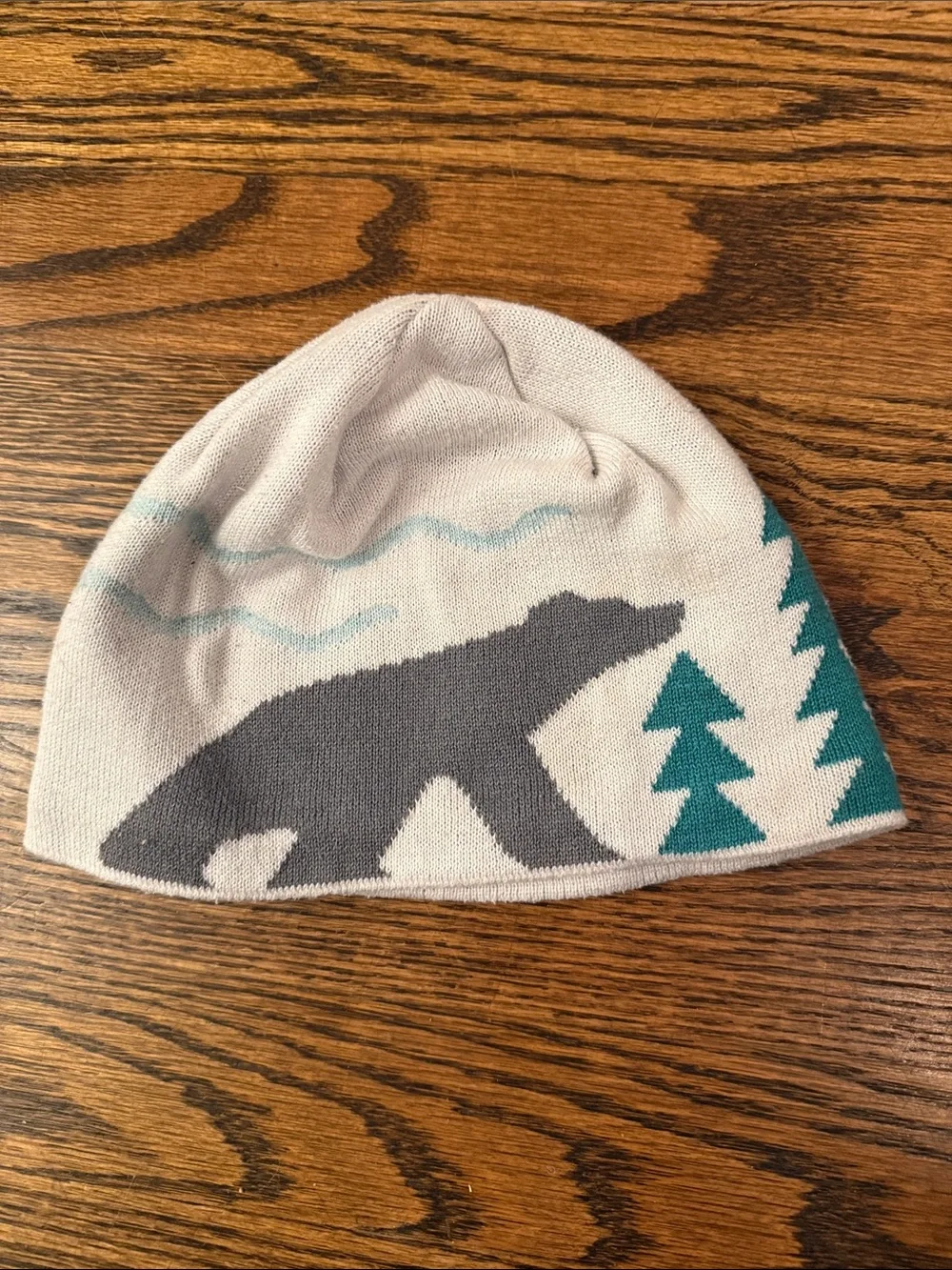 Patagonia Kids Off White Beanie with Teal Tree Motif